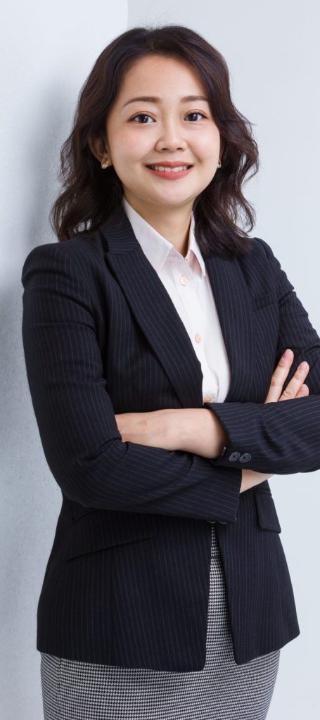 第一位家族辦公室團隊成員正式形象照